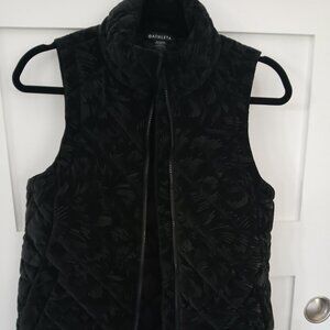 Athleta  Whisper featherless velvet vest Black